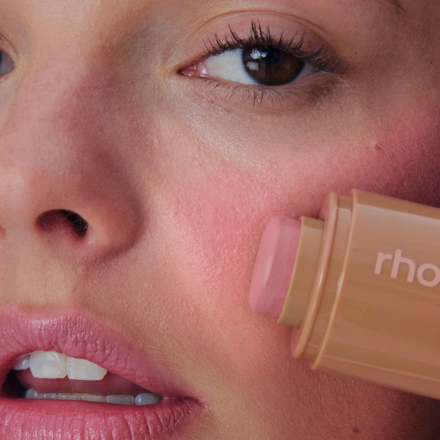Rhode Pocket Blush