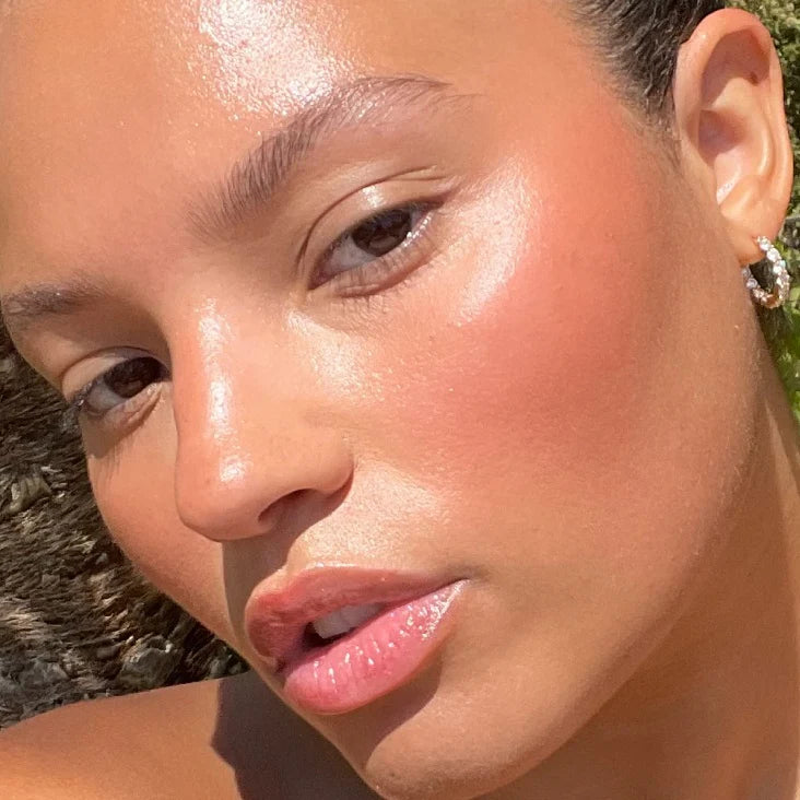 tan line pocket blush